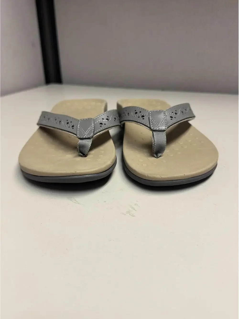 Vionic Women's Aliza Charocal Leather Sandals Size 9 Wide - Picture 4 of 6